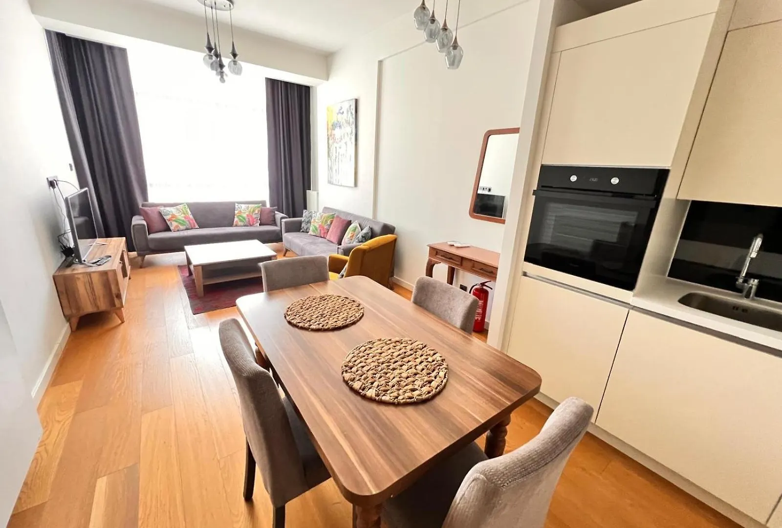 G Tower Residence At Divan Near To Mimar Sinan Metro Station Istanbul